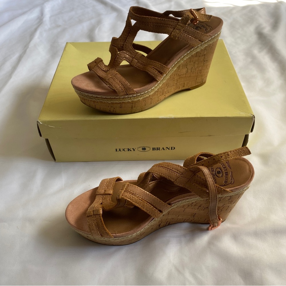 Y2k LUCKY BRAND Keena Rose Gold wedges